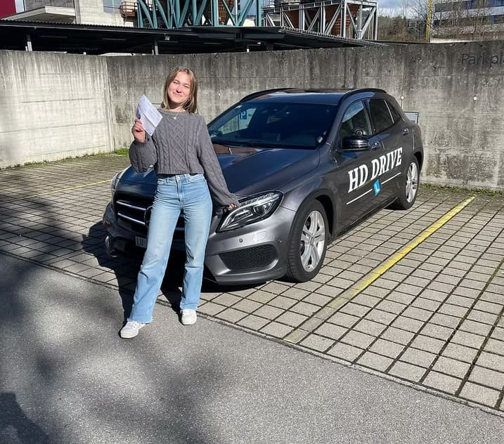 HD-Drive-Fahrschule-Fahrschuelerin-4